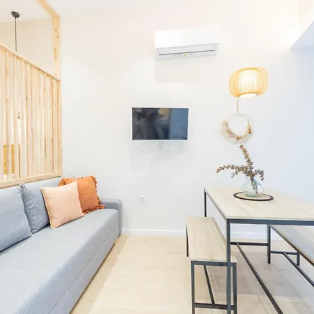 Marina Arts Lofts * Valence